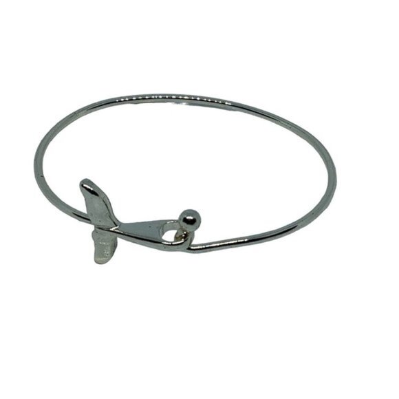 Sea Jewelry Easy Open Whale Tail Buckle Bangle Cuff Women’s Gold Tone - Picture 1 of 7